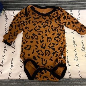 Kyte baby long sleeve! GUC 0-3 mo